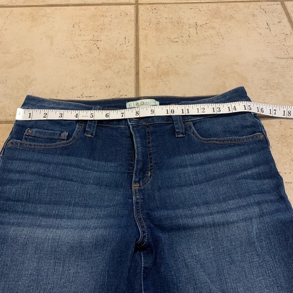 💜 Cleo Petites Dark Wash Denim Bermuda Jean Shorts Size 6 (Petite) - Picture 4 of 5